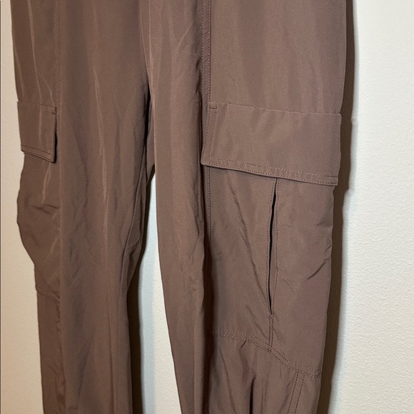 Athleta Brown Cargo Joggers - Picture 4 of 9
